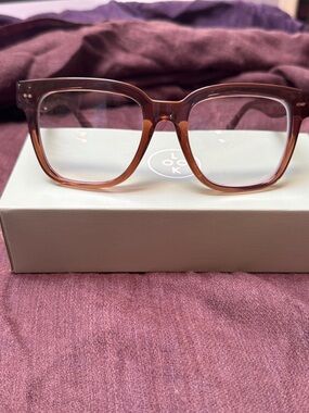 LOOK OPTIC Laurel +2.50 progressive readers in Shiny Cinnamon
